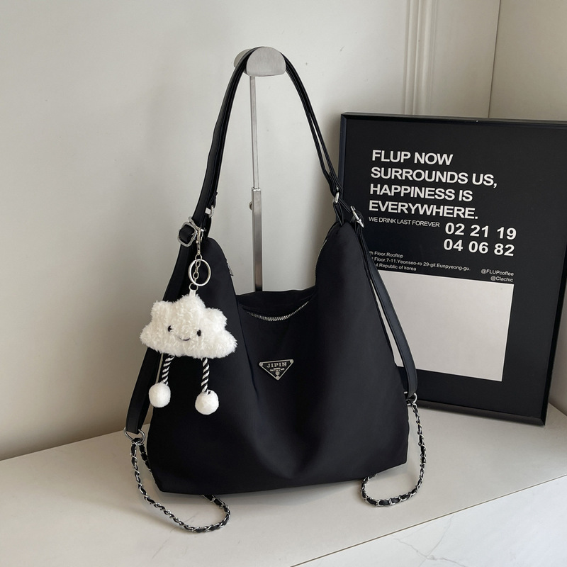 2025 New Style Twitter Bag Women's Large Capacity Commuter Shoulder Bag Fashionable All-match High-end Texture Backpack