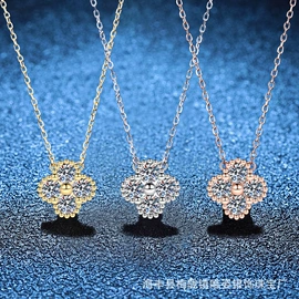 项链;耳钉;戒指