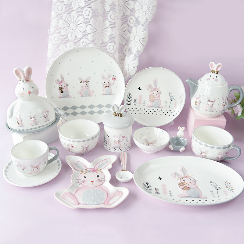 Juego de Platos y Tazones de Porcelana