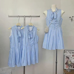 2025蓝色格子无袖连衣裙夏季子女新款小个子气质百褶短裙