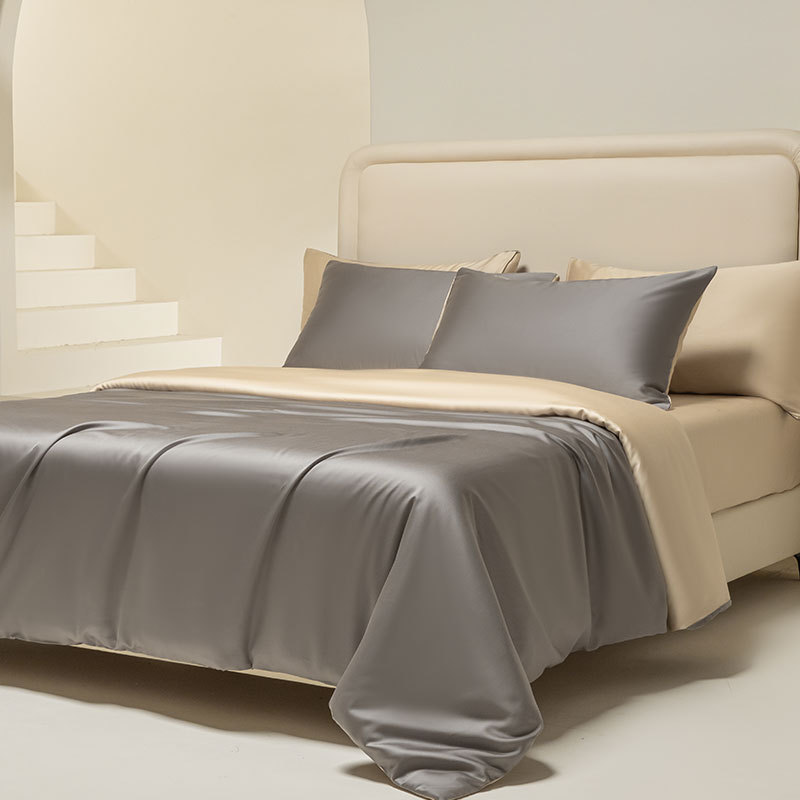 Cat Man Sense Advanced Sense Cama de cuatro piezas de lujo ligero Dormitorio principal sedoso sueño desnudo 2025 nueva funda de edredón de sábana