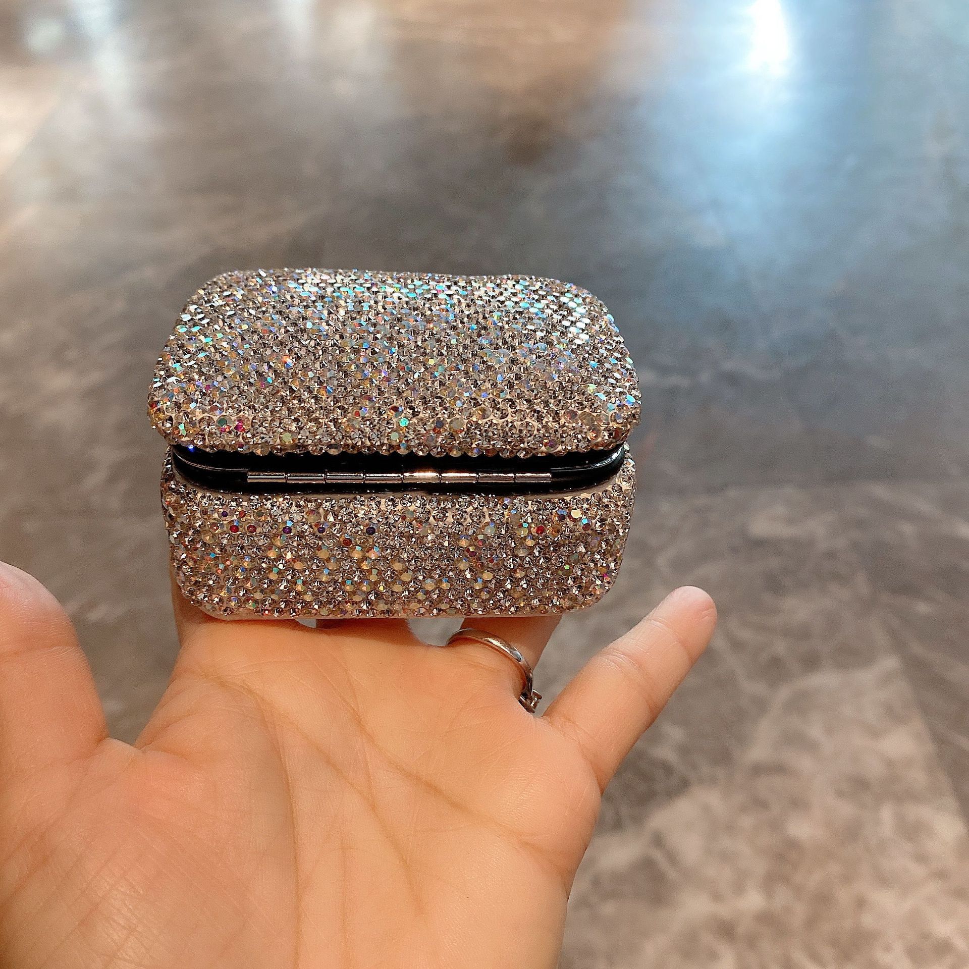 XZ9069 다이아몬드가 박힌 고급 링 풀 다이아몬드 박스