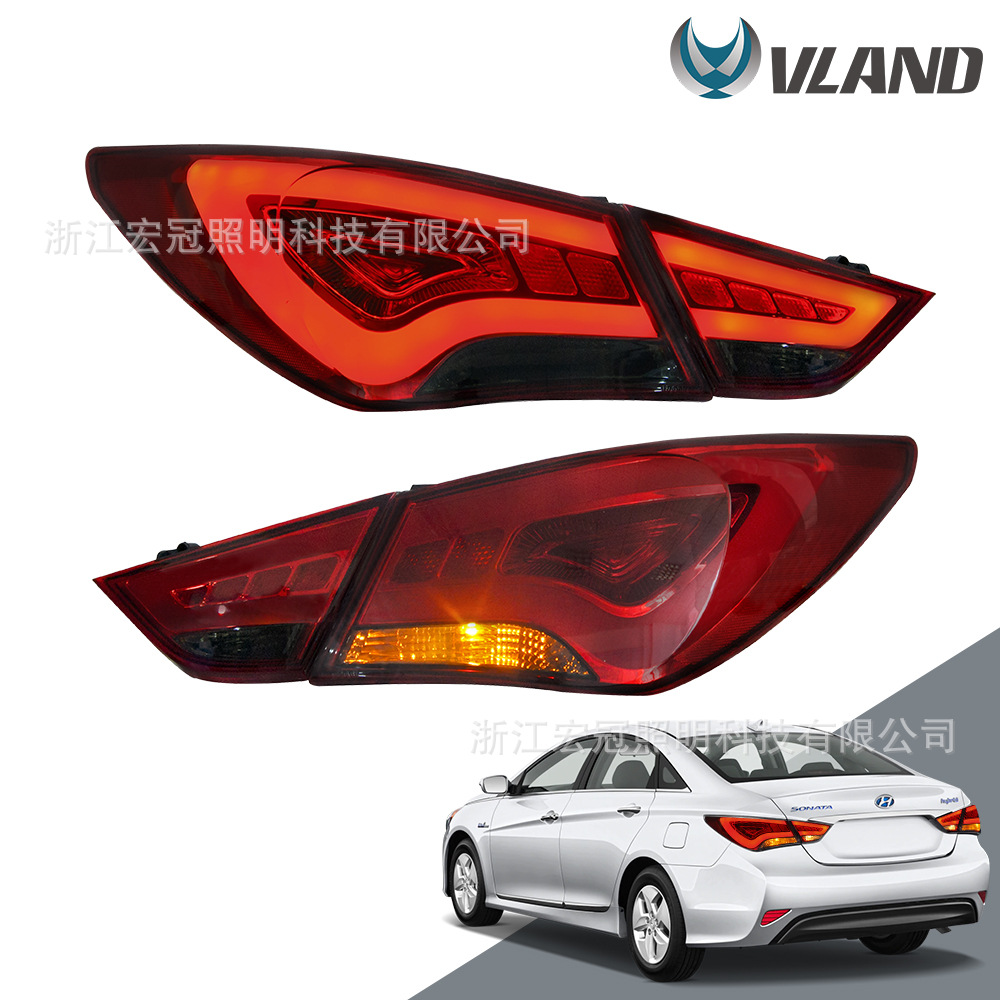 Hyundai Sonata 2011-2014 üçün arxa fənər dəsti