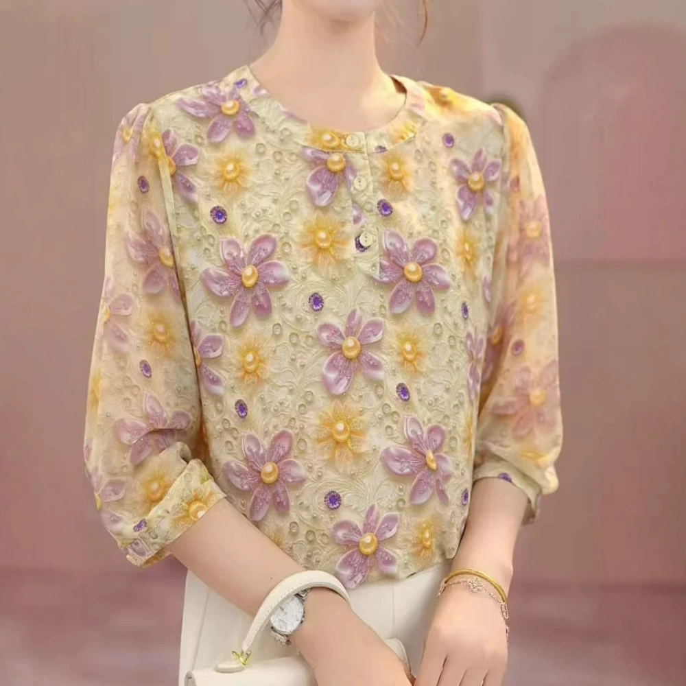 Весенне-летние новинки 2025 года: модные элегантные топы для женщин среднего возраста, стильные рубашки для мам.