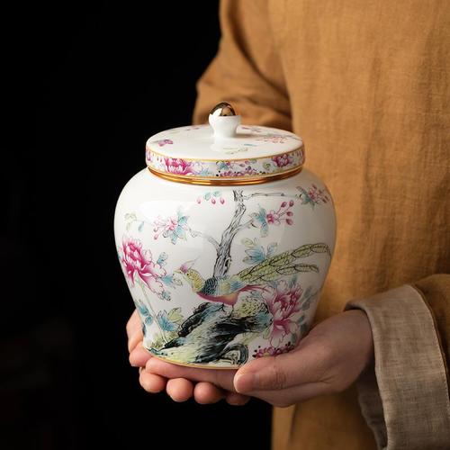 Blue and white tea cans, ceramic sealed cans, household high-end large half-pound storage Chinese-style retro Pu'er general cans