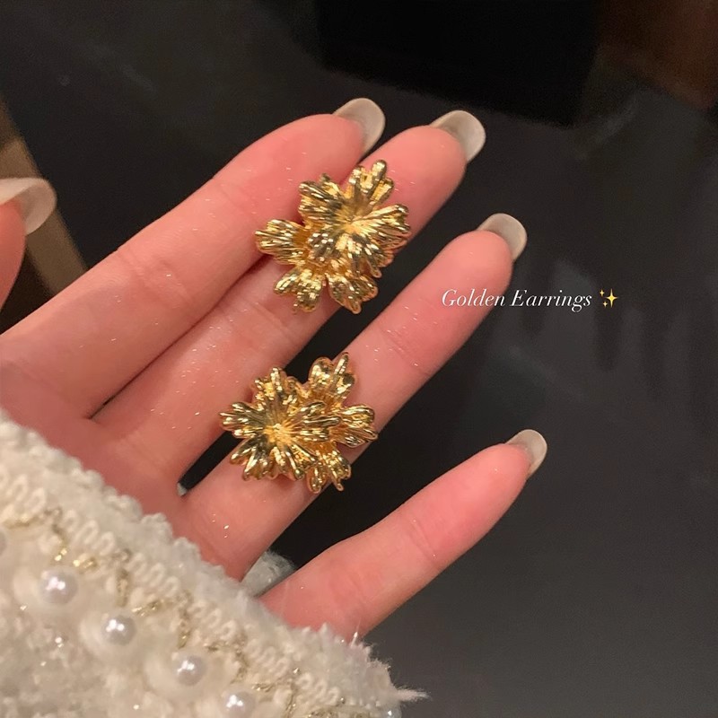 2043 gold, flowered
