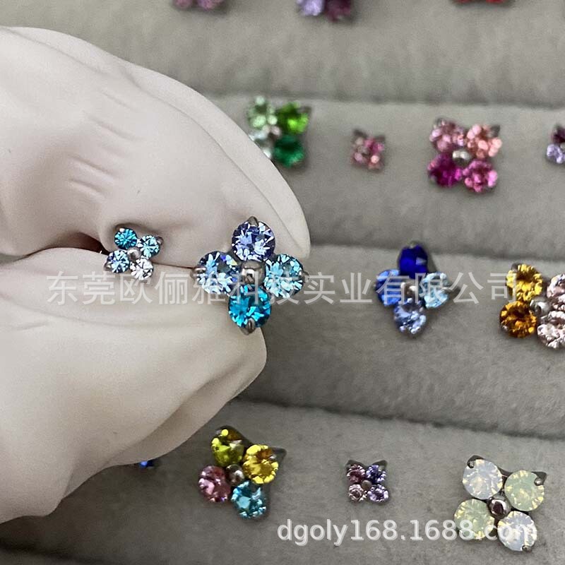Authentic Huazi Diamond Austrian Crystal Gradient Color Four-Leaf Clover Earrings Wholesale Processing Piercing Jewelry