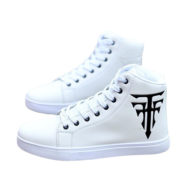 Zapatos de hombre 2024 nuevos zapatos blancos de verano de moda coreana zapatos de skate juveniles de moda deportiva casual zapatos de alta altura
