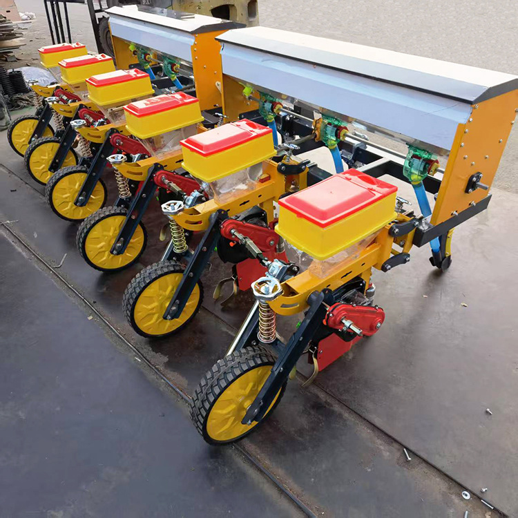 6行悬浮玉米播种机4行悬浮玉精播机2行大豆点播机新款花生种植机