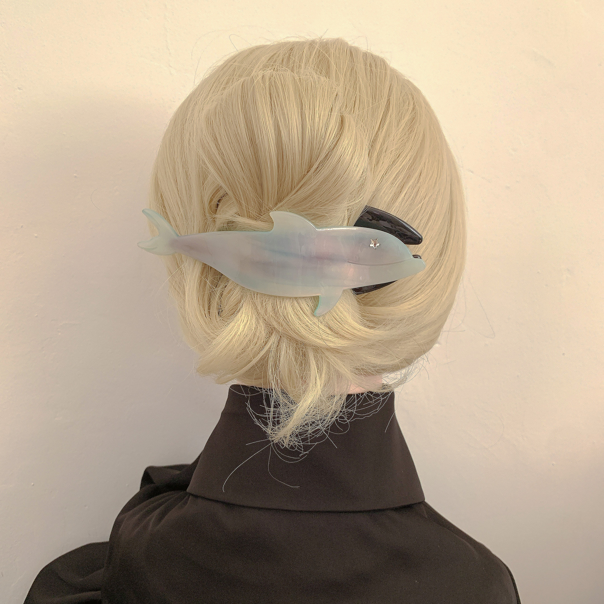 Simple Style Dolphin Acetic Acid Sheets Hair Clip display picture 1