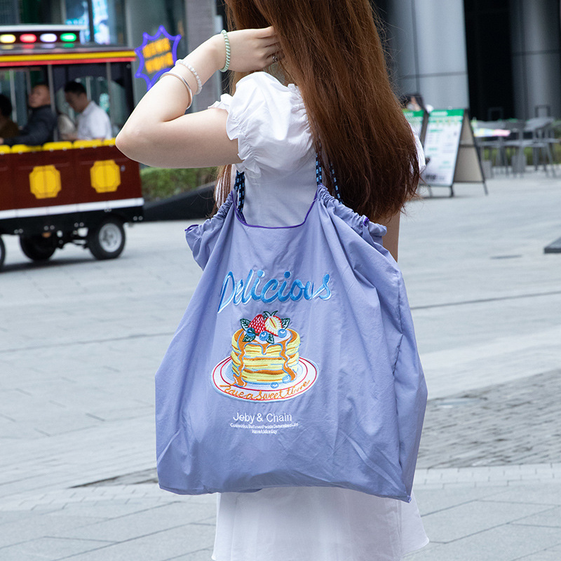 Bolso bordado de nicho, bolso de hombro, bolso pequeño, bolso de matrícula, bolso de compras bordado de nicho, bolso de viaje de almacenamiento al por mayor