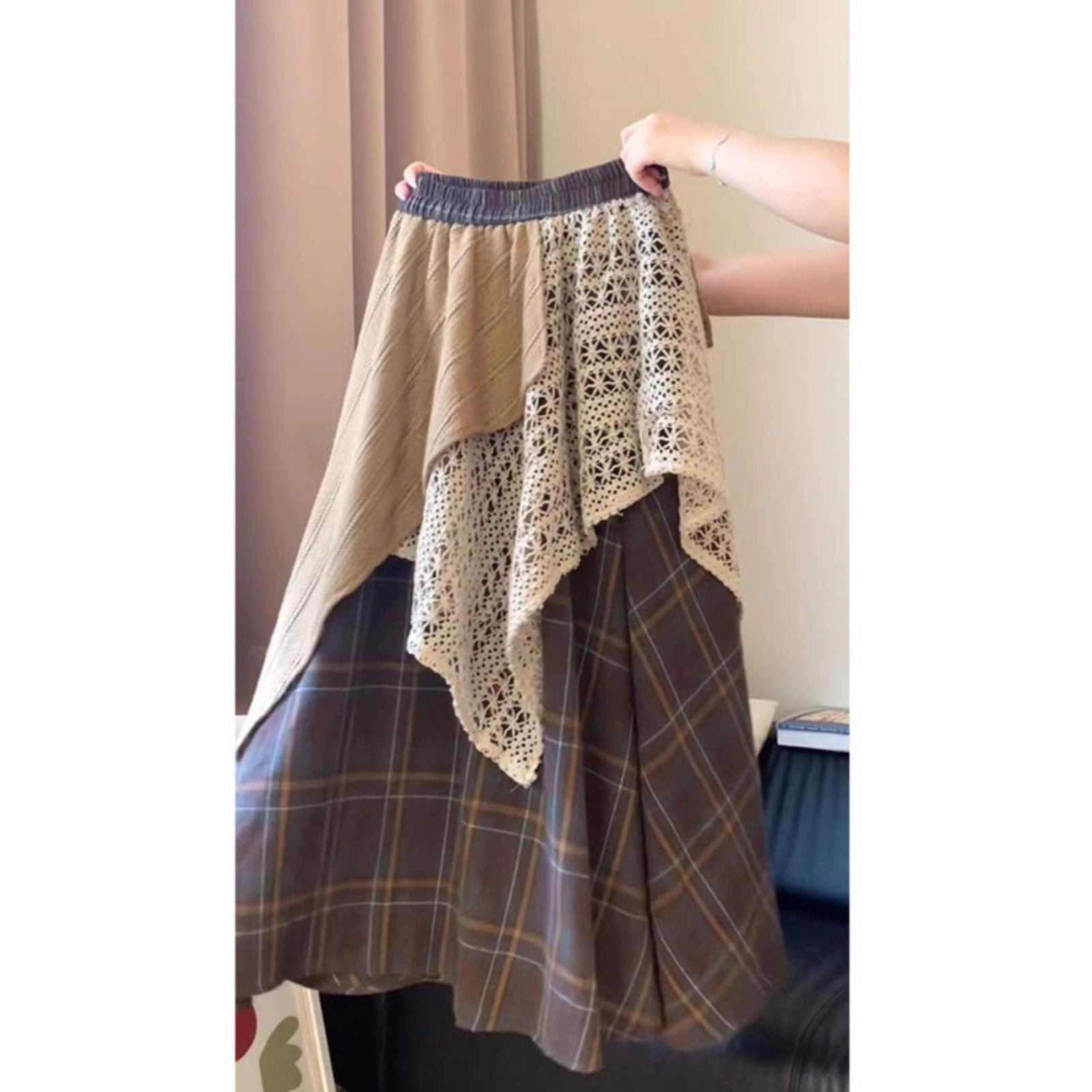 2025 New Retro Skirt Women's Spring Irregular Plaid Lace Splicing High Waist Slim Long Skirt