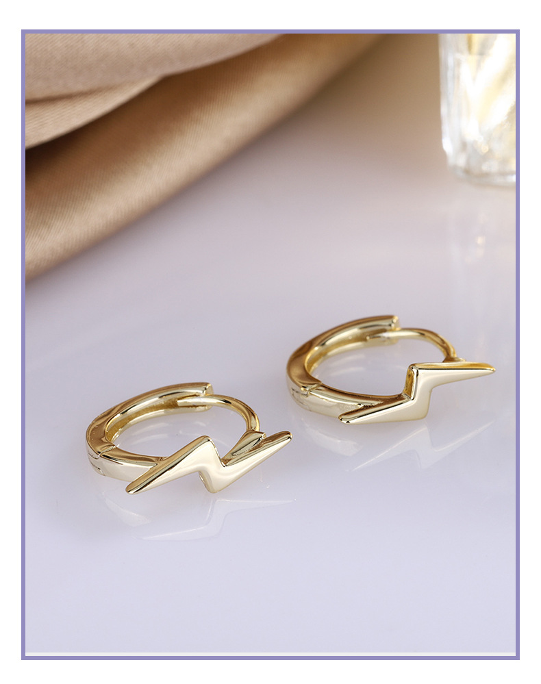 Holiday, Daily Occasion Copper Material Lightning Pattern 1 Pair Streetwear Lightning Plating Copper Hoop Earrings