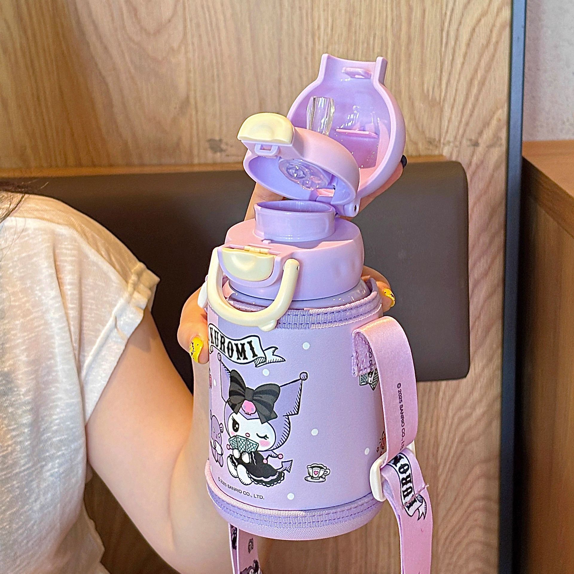 Taza termo Sanrio Kulomi para niños y estudiantes de primaria para ir a la escuela taza de paja especial para jardín de infantes de gran capacidad