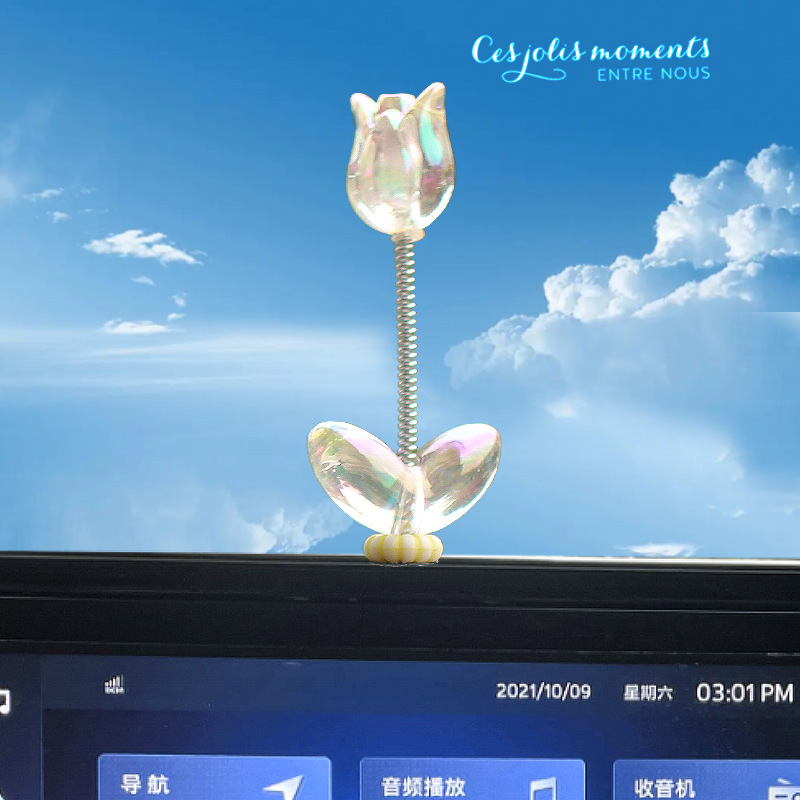 Tendencias nuevos productos adornos para automóviles tulipanes transparentes sacudiendo la cabeza flores adornos pequeños decoración de automóviles Douyin Internet rojo
