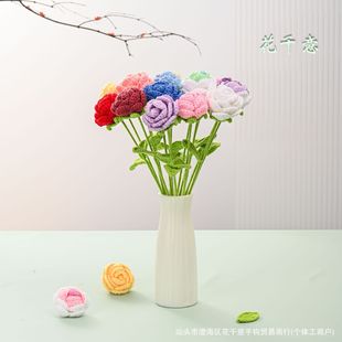 Finished Hand-Knitted Roses, Artificial Flowers, DIY Wool Flowers, Semi-Finished Bouquet Ornaments for Valentine's Day
