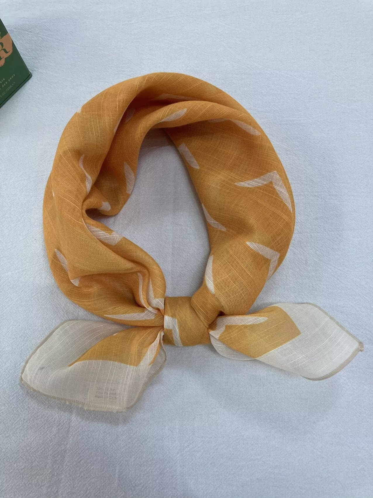 33 노란색 화살표