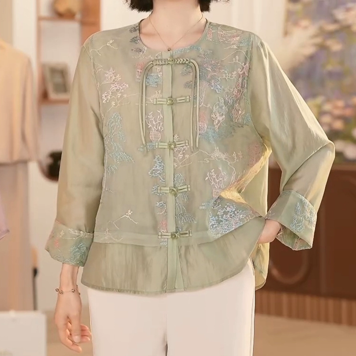 Мама весенняя новая рубашка в китайском стиле