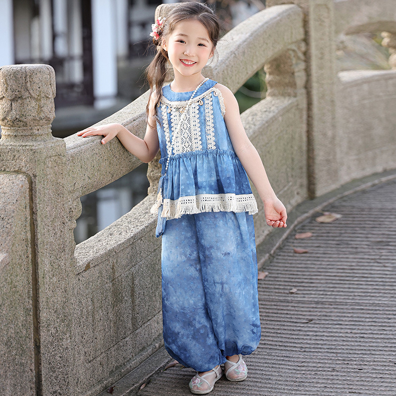 Ethnic set