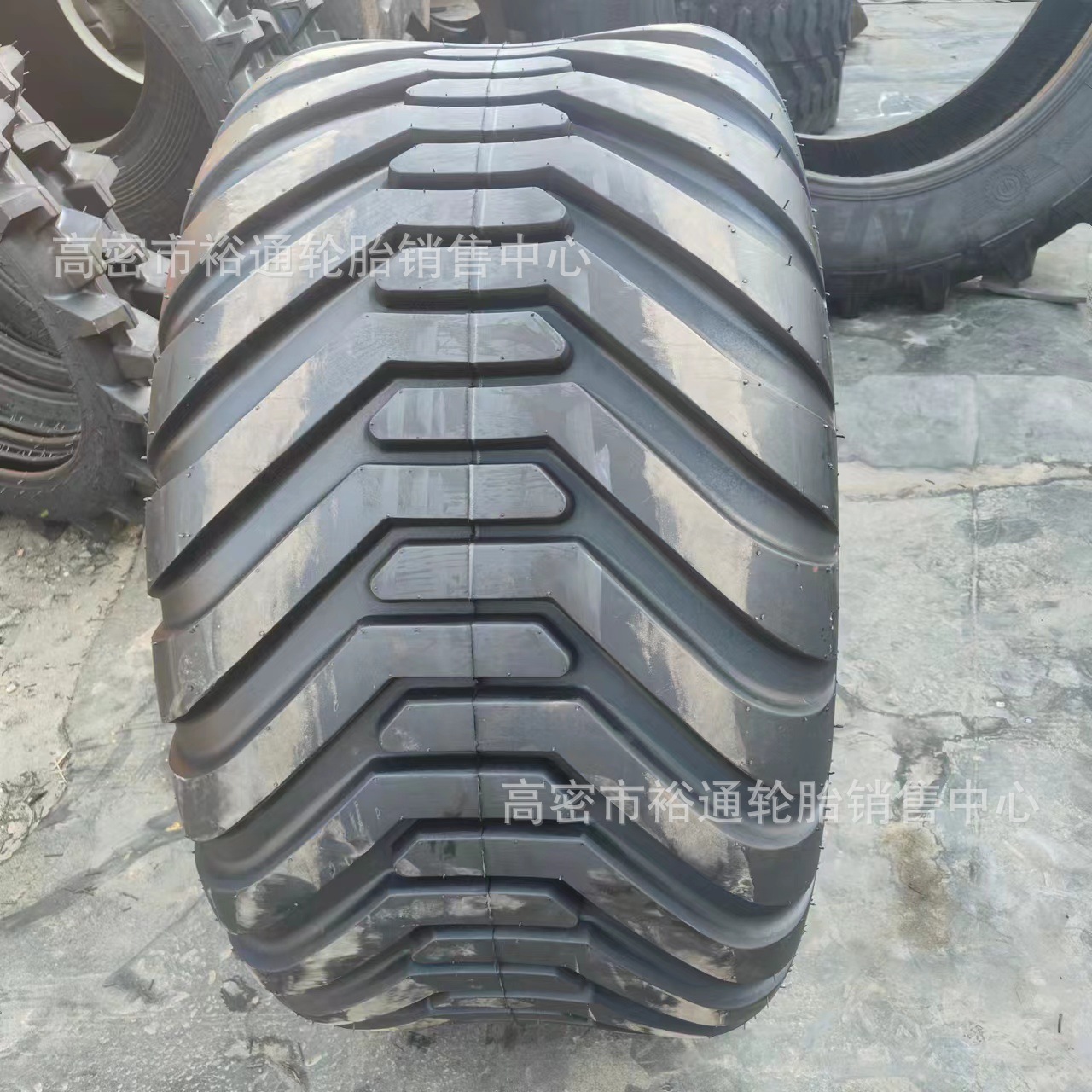 林业捆草机拖车轮胎550/45/60-22.5 收割机轮胎600/50-22.5B22.5