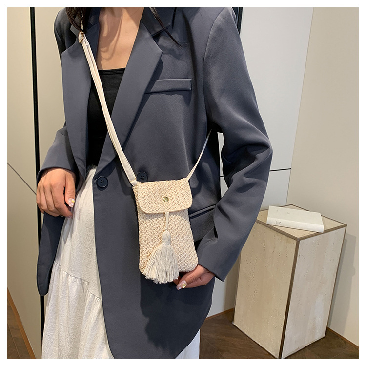 Streetwear Style Women's Small Straw Solid Color Streetwear Straw Square Flip Cover Crossbody Bag