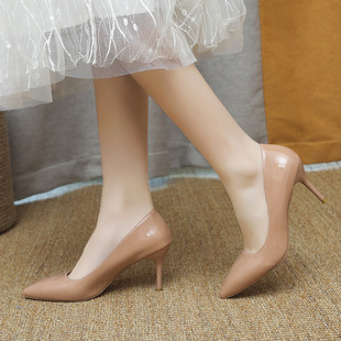 ��ɫ�߸�ЬŮ���^2026���¿���|��ɫ�����_��Ƥ��ɫ�I��Ь����