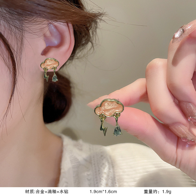 S925銀真珠の花のピアスの女性の贅沢な高級感があります。|undefined