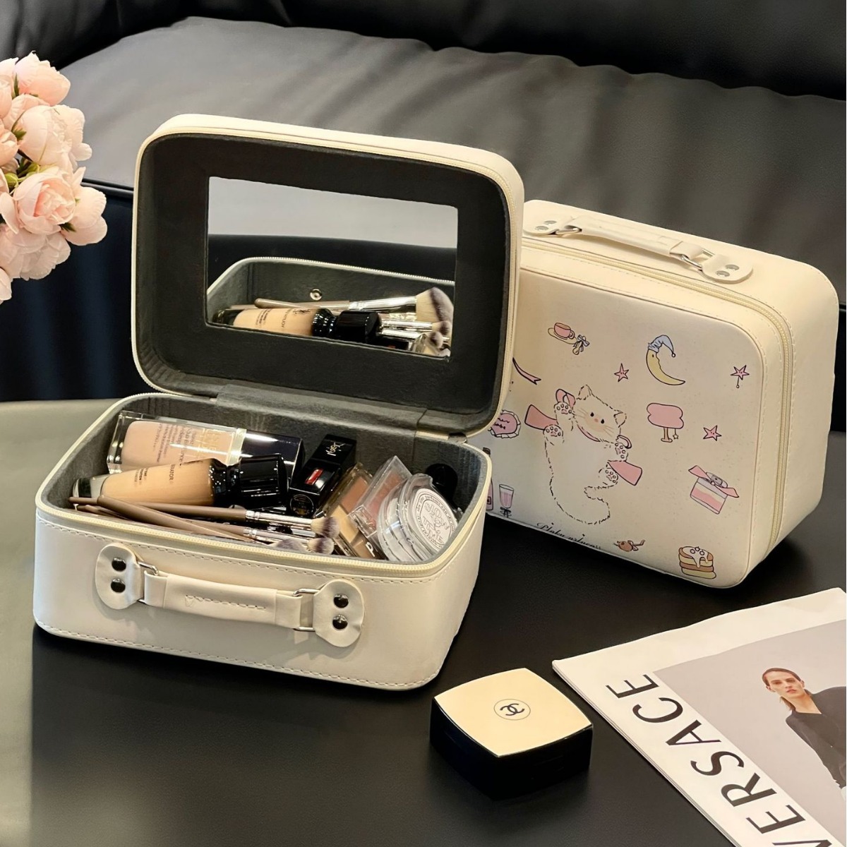 2024 nueva caja de maquillaje de dibujos animados de alta capacidad de productos para el cuidado de la piel de alta calidad maleta de almacenamiento con bolsas de maquillaje espejo