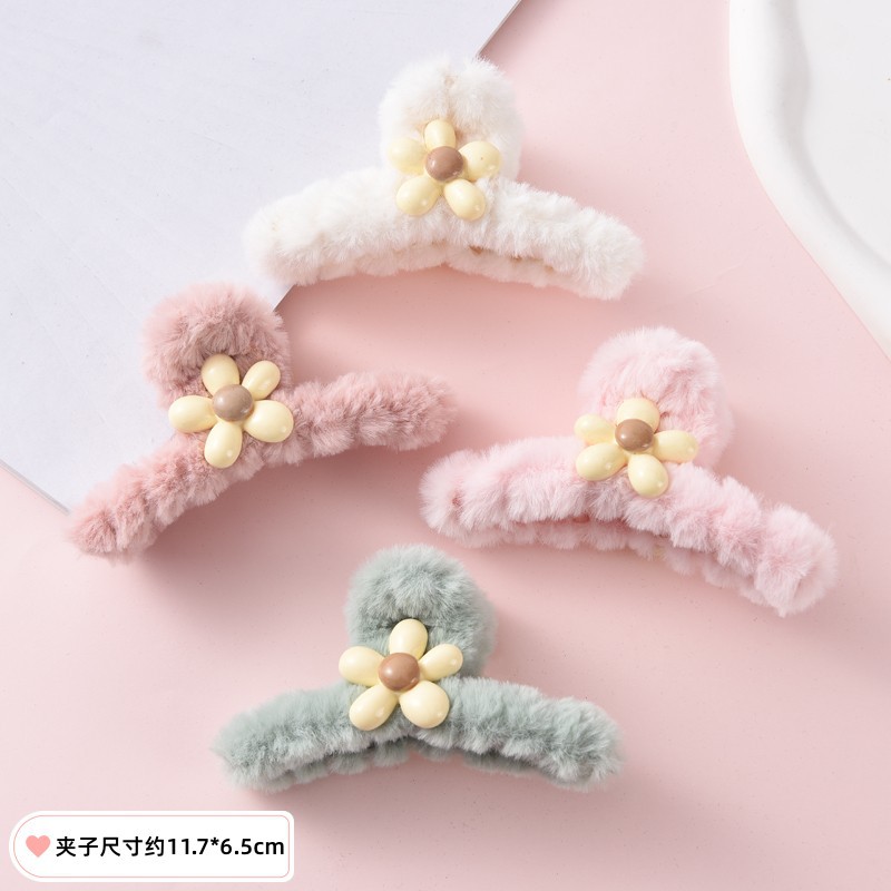 秋冬のぬいぐるみはサメを挟んで毛の絨毛を挟みます。