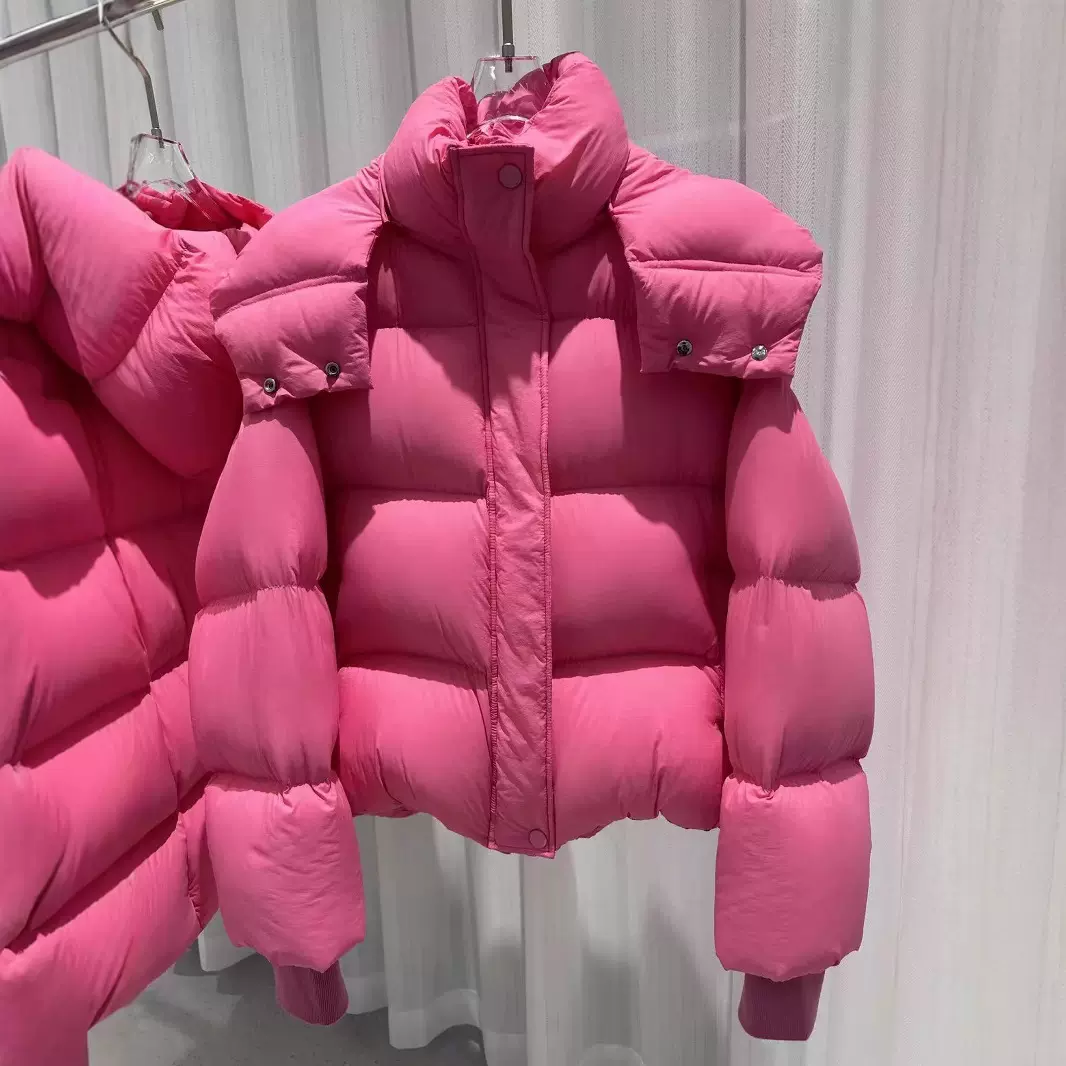 羽绒服女短款2024年新款白鹅绒美拉德超轻加厚小个子泡芙冬外套
