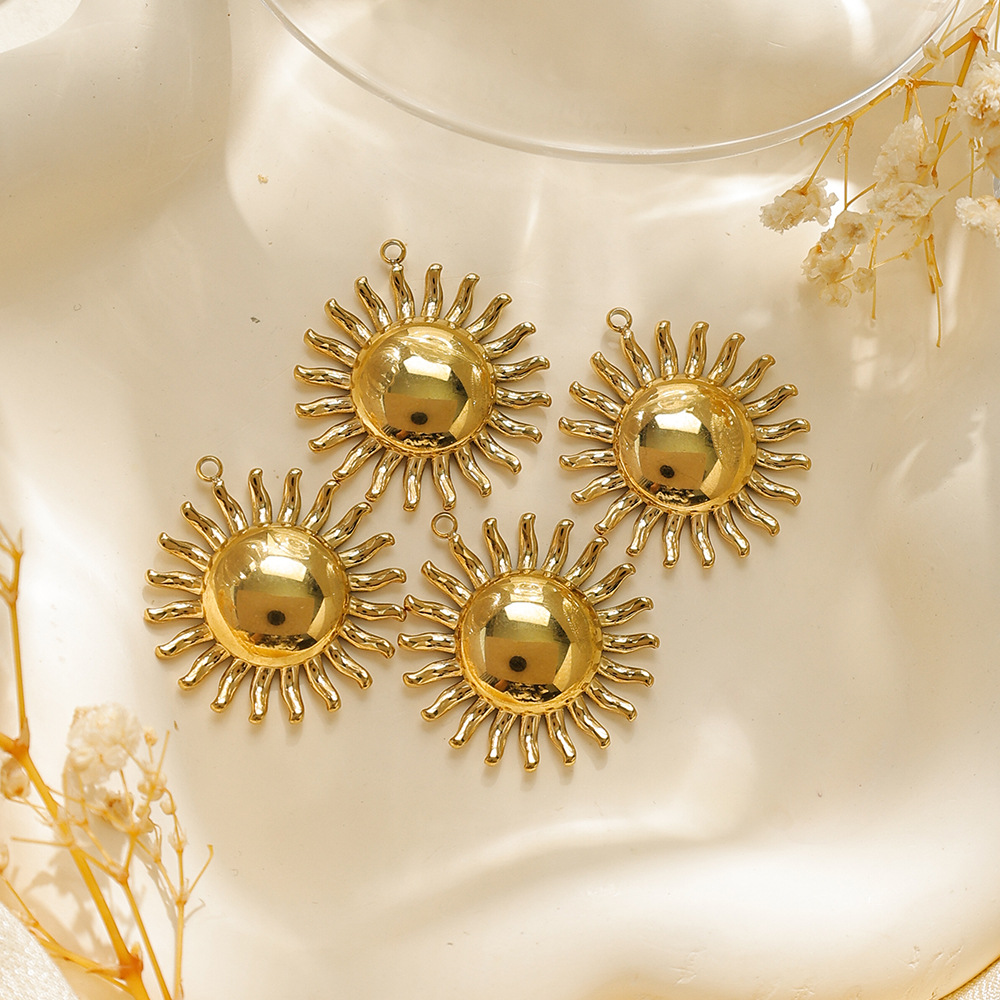 18K Gold Plated Plating Material DIY Ornament Accessories Classification 1 Piece 304 Stainless Steel 18K Gold Plated Sun Polished Pendant DIY Ornament Accessories
