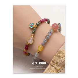 项链;耳钉;戒指