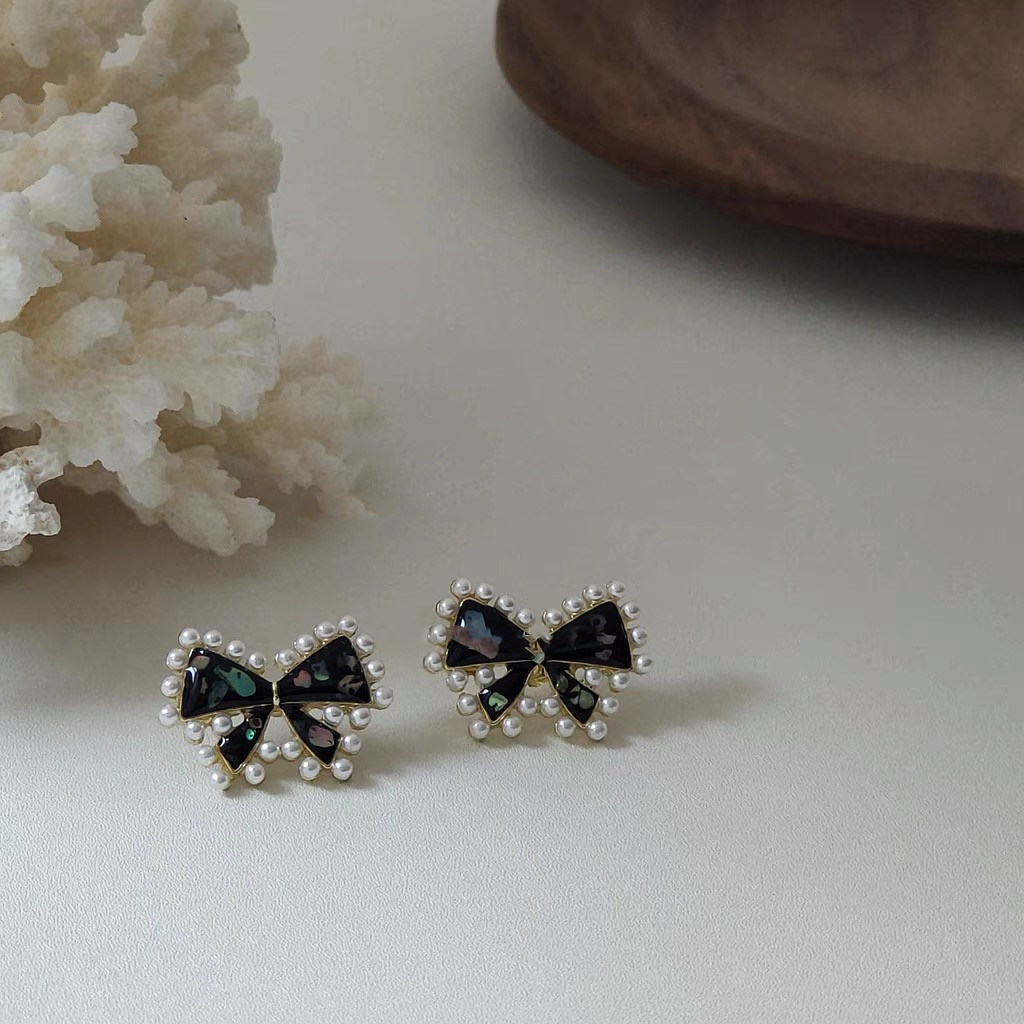 1 Pair Elegant Bow Knot Alloy Enamel Artificial Pearls Womenu0027S Ear Studs