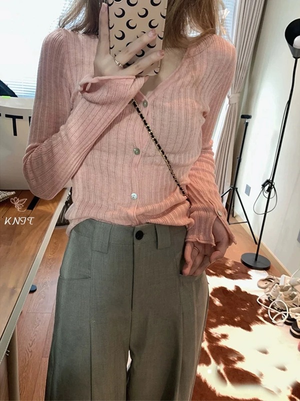 粉色内搭v领针织开衫女早秋设计感小众打底长袖修身显瘦chic上衣|undefined