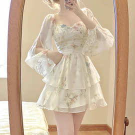 Printed strapless waist cinching dress印花抹胸收腰露肩连衣裙