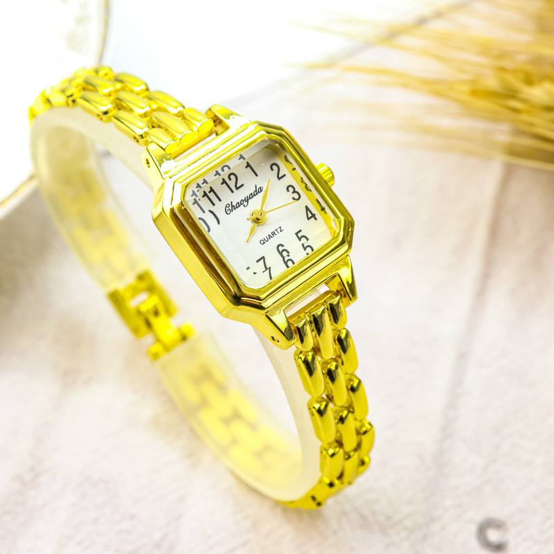 Women's Niche Small Square Watch Versatile Waterproof Quartz Ladies Watch Girls Compact Accessible Luxury Ins Style Bracelet Women's Watch