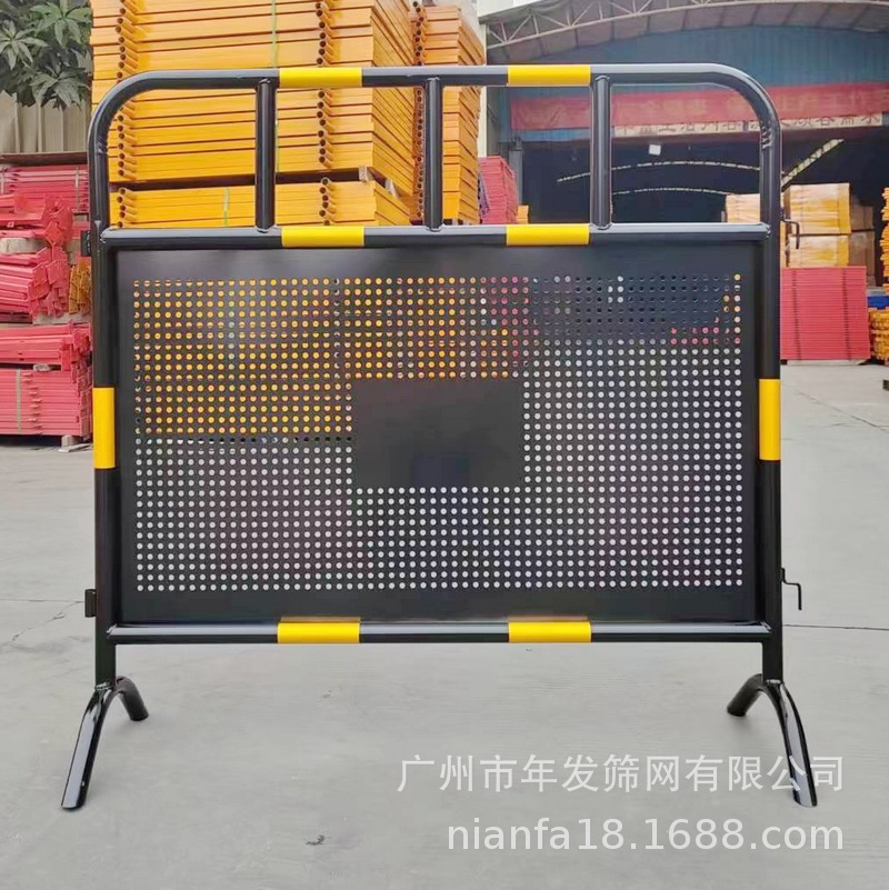 广东工厂直销电力施工防护铁马冲孔移动铁马道路施工隔离护栏