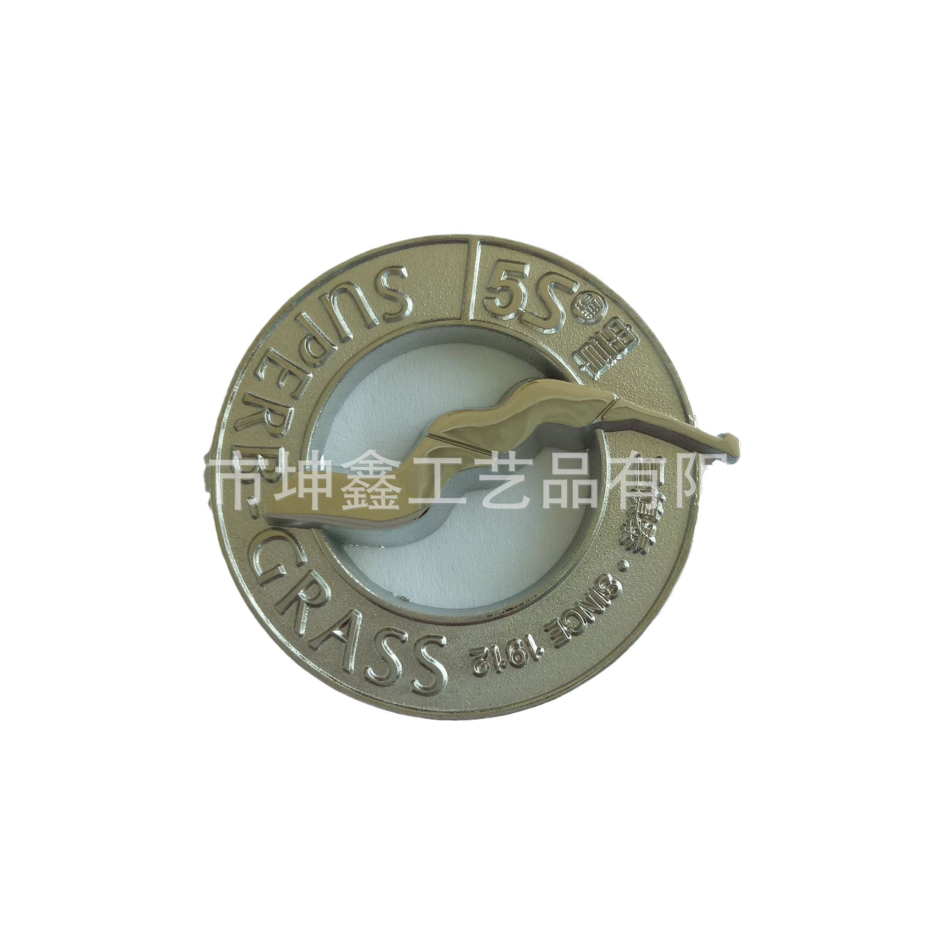 圆形logo凹印标牌 服装商标志标牌制 金属凸起喷漆箱包标牌制厂
