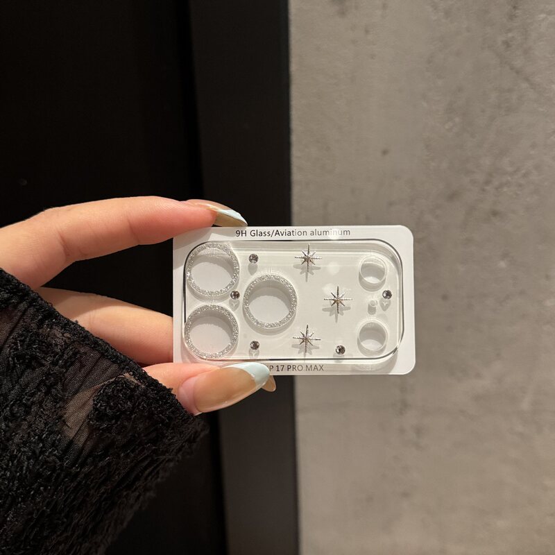 Simple silver three-dimensional pentagram lens protector suitable for Apple 17P/17PM/18P/18PM