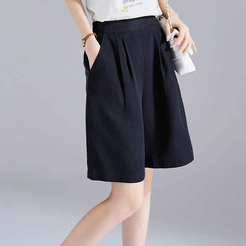 Large Quantity of Thin, Wrinkle-Free Mulberry Silk Women's Suit Shorts, Summer 2026 Bermuda High-Waisted Five-Point Casual Work Shorts