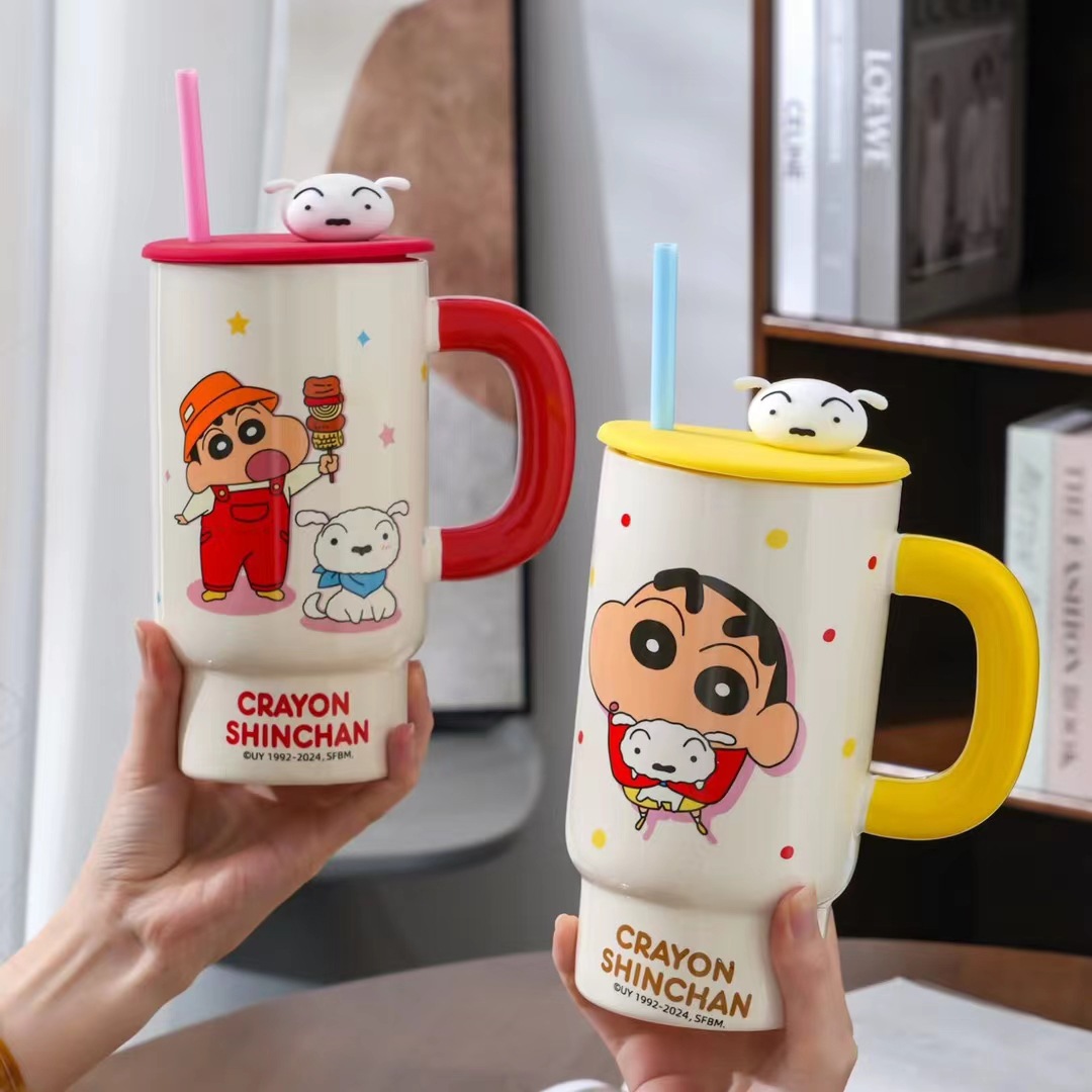 Taza de crayón Shin-chan de gran capacidad, personalidad creativa, linda taza de agua con pajita con tapa, regalo