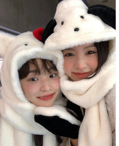 Minority Design Penguin Set Autumn and Winter Girl's Heart Cartoon Thickened Warm Scarf Gloves Integrated Hat 