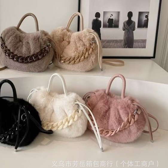 마오 마오 가방 2024 새로운 아크릴 체인 주름진 구름 핸드백 패션 어깨 슬렁 플러시 백