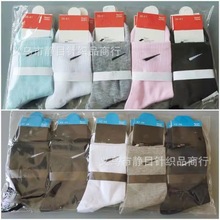�羳�������QƷ���K�f�Ϳ�˹����Ͳ�\��͸��������ĸ�m�����l