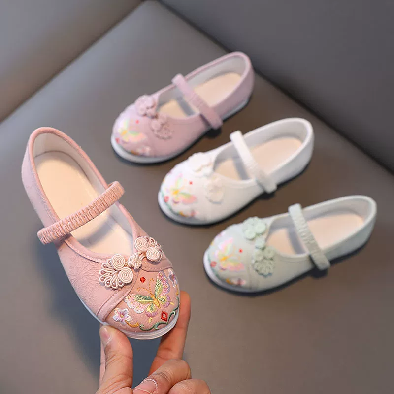 Детская вышитая обувь для девочек 2025 года