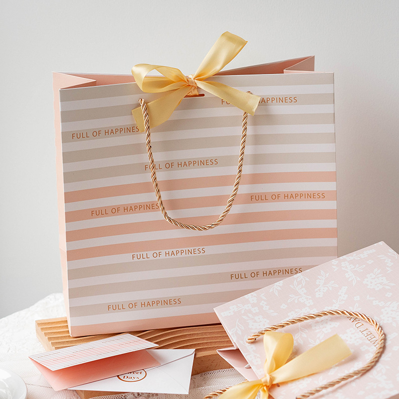 森屿叶节日礼物包装袋创意复古简约纸袋手提袋蝴蝶结礼品袋子高级