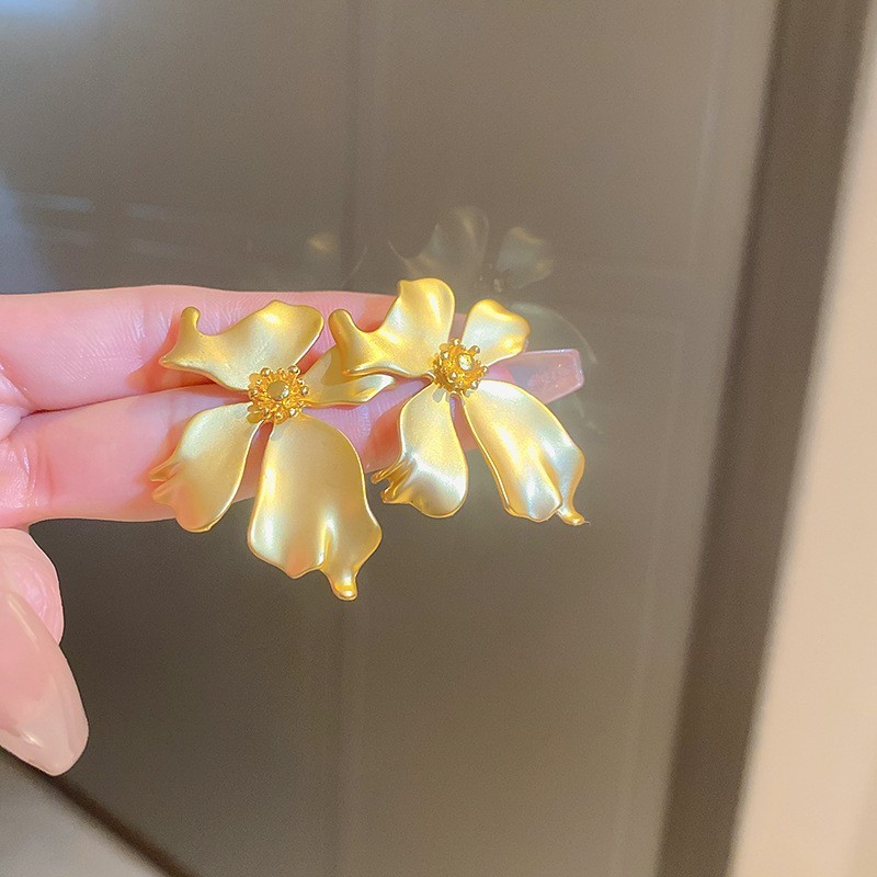 银针金属风镂空花瓣花朵耳环轻奢高级感耳钉欧美跨境时尚百搭耳饰|undefined