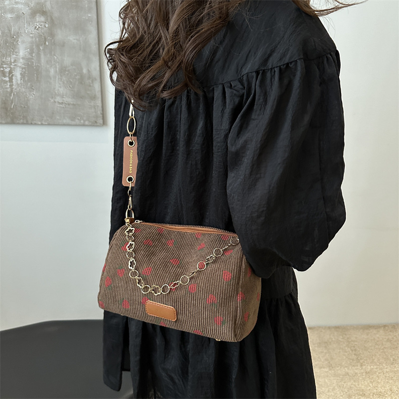 Korean version Instagram fashion cute girl pillow bag 2024 summer new simple casual corduroy single shoulder diagonal_voghion.com