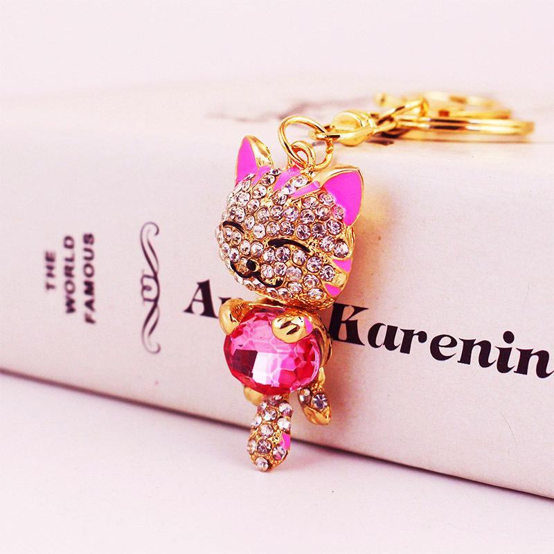 Llavero de gato de la suerte con incrustaciones de diamantes, colgante metálico para bolso de mujer, pequeño regalo encantador