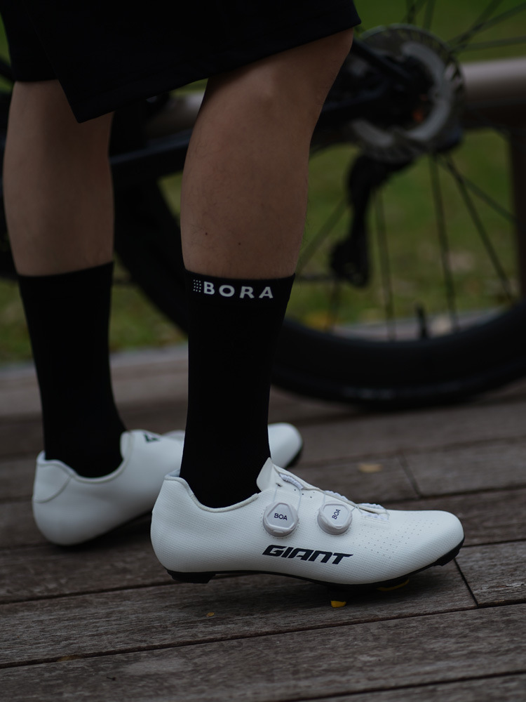 Cycling Socks Breathable Moisture Wicking Compression Sports Gear_voghion.com